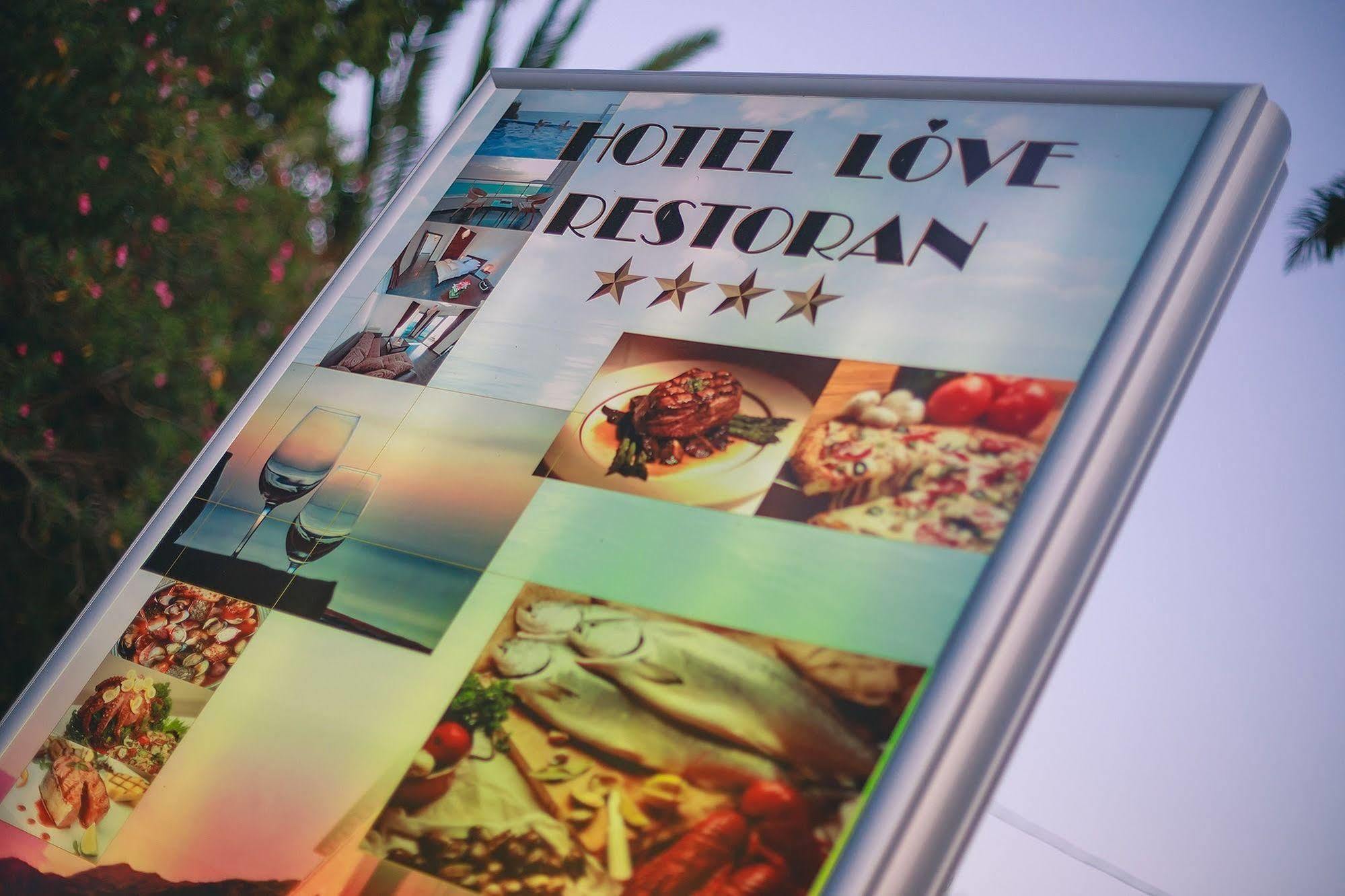 Love Live Hotel Sutomore Eksteriør bilde